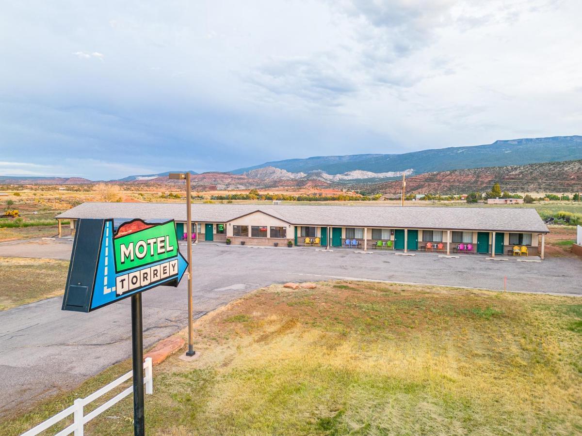 Motel Torrey Eksteriør billede