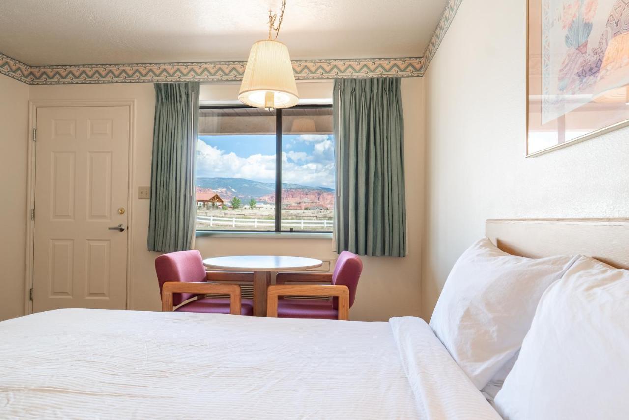 Motel Torrey Eksteriør billede